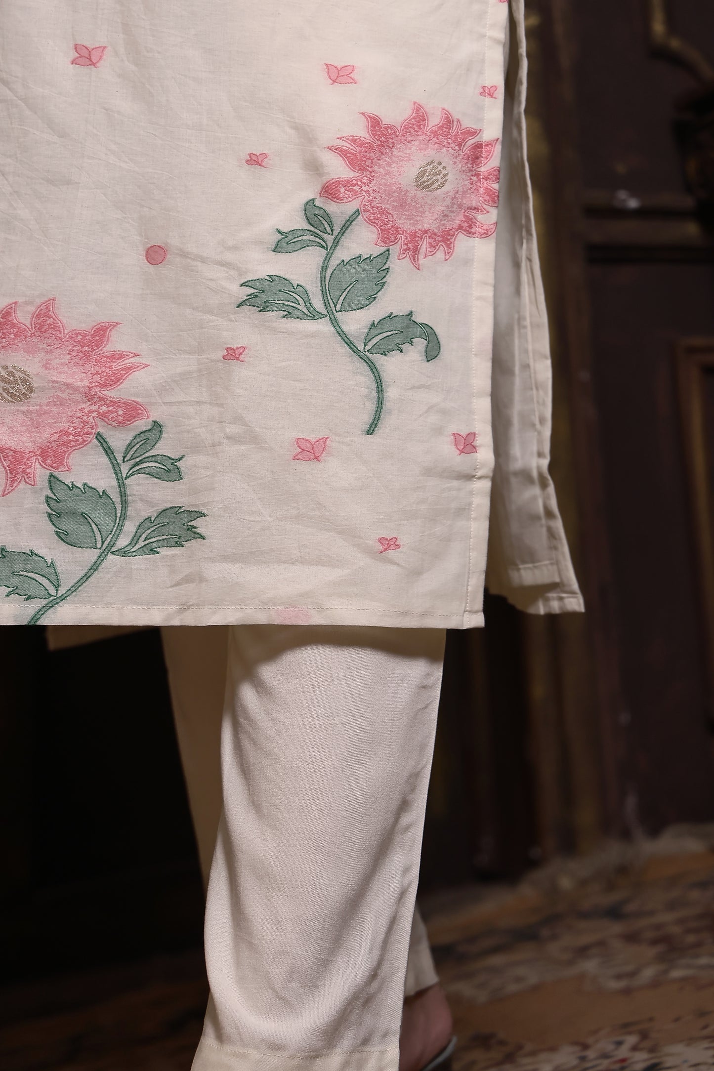 Pink and White Floral Pure Linen Suit Set with Muslin Dupatta #1607