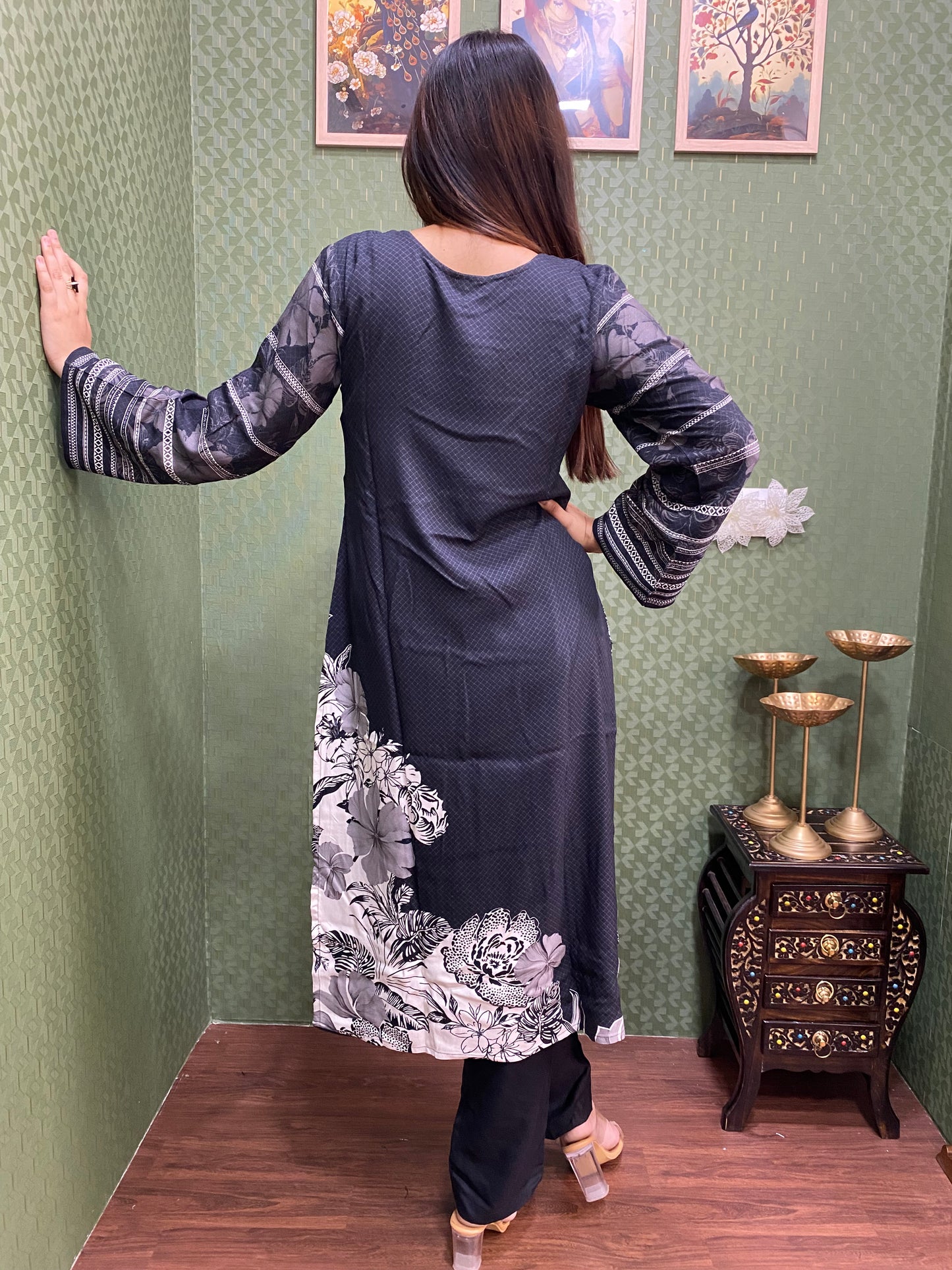 Black Pure Pashmina Embroidered Suit Set with Pashmina Dupatta #1750