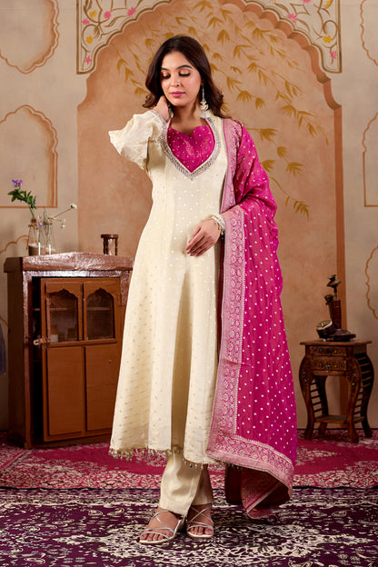 Off White Pink Tissue Shimmer #1932